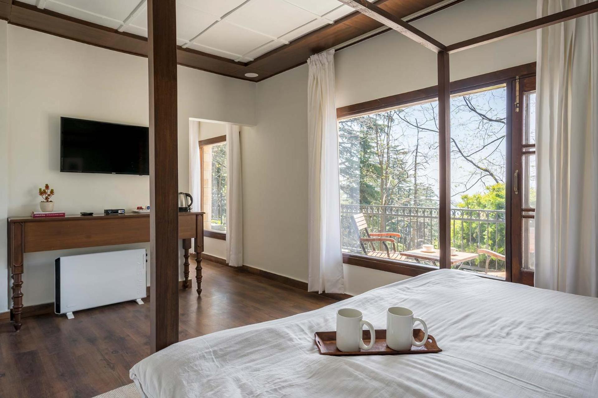 Stayvista At Pine Estate With Outdoor Jacuzzi Shimla Eksteriør bilde