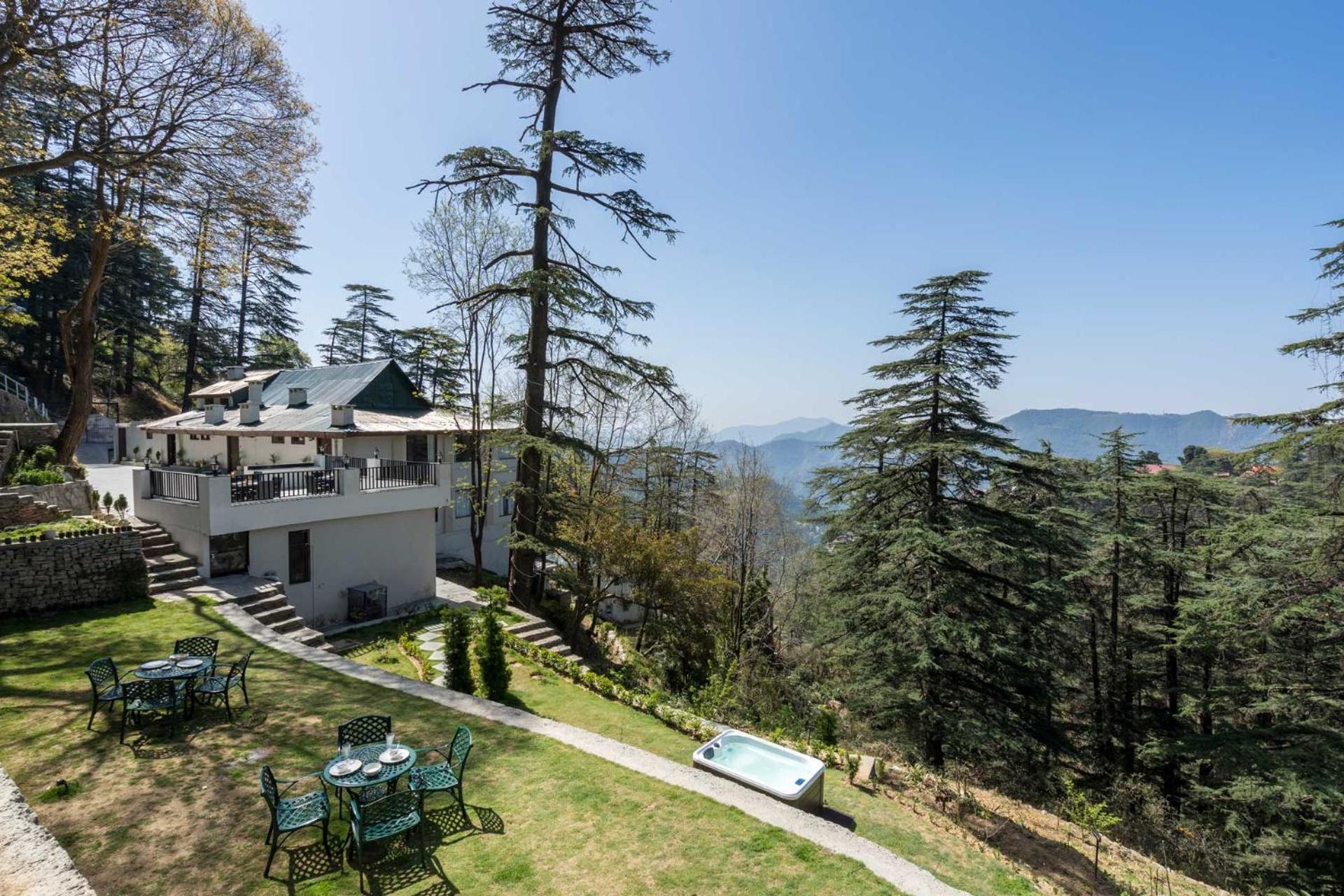Stayvista At Pine Estate With Outdoor Jacuzzi Shimla Eksteriør bilde